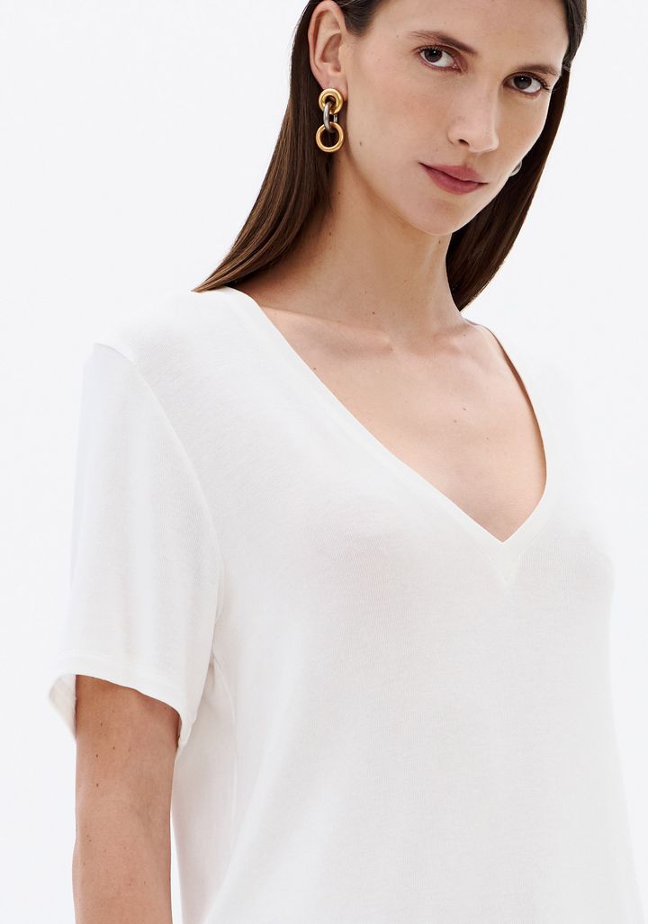 T-Shirt Regular Decote V 502TS005695