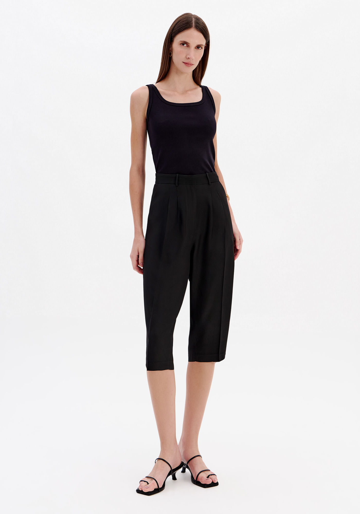 Calça Capri Cintura Média De Crepe